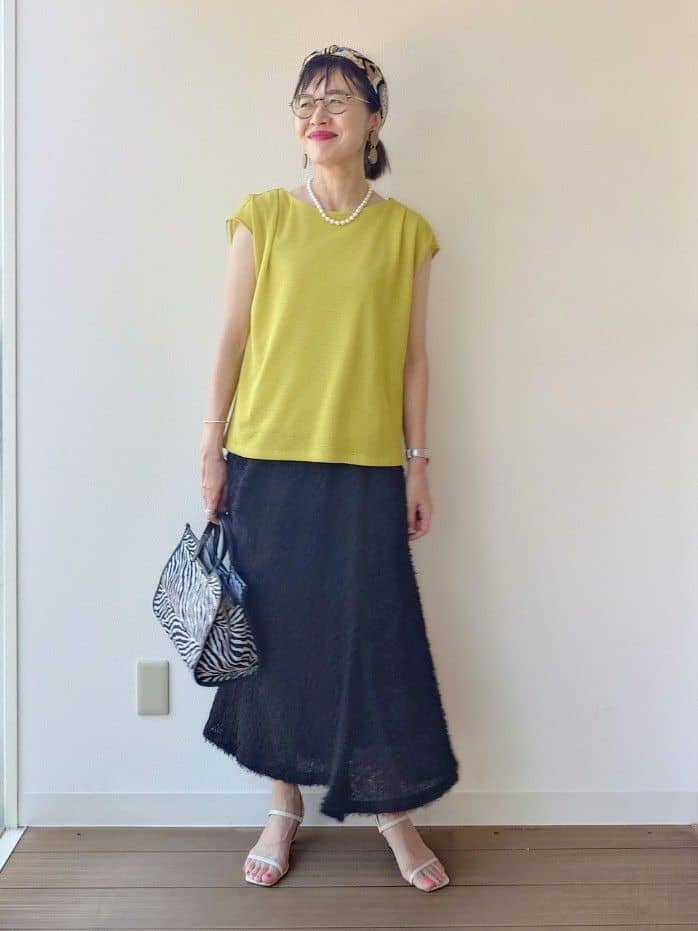 MUTSUKOさんの「UNTITLED｜【ジャージ素材】インナードッキングシアーカットソー」を使ったコーディネート