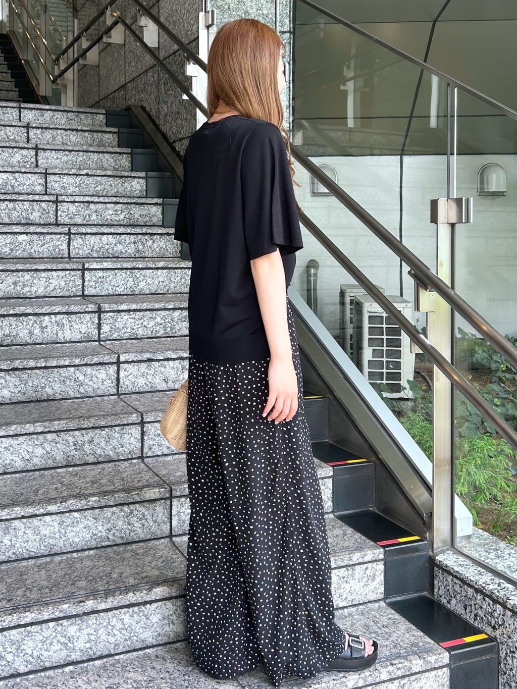 Risaさんの「OPAQUE.CLIP｜幾何柄プリントイージーワイドパンツ／セットアップ対応【洗える】」を使ったコーディネート