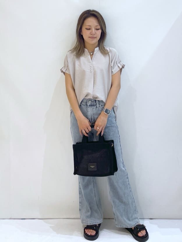 manaさんの「OPAQUE.CLIP｜《7色展開／XS-LLサイズ》タックスリーブスキッパーブラウス【洗濯機洗い可／吸水速乾／抗ピル／防シ」を使ったコーディネート