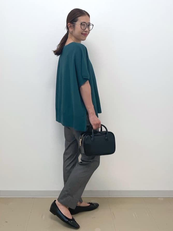 Akiさんの「OPAQUE.CLIP｜《5色展開／S-LLサイズ》リラクシーメッシュニット【洗濯機洗い可】」を使ったコーディネート