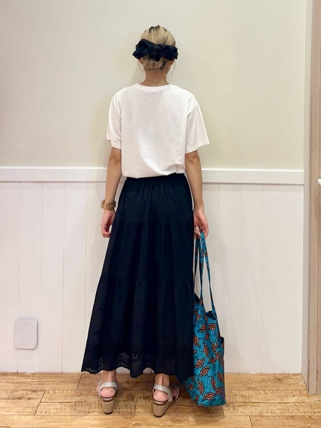 みりのさんの「SHOO･LA･RUE｜【S-LL/ひんやり/UV】選べる6柄でそれぞれ欲しくなる プリントTシャツ」を使ったコーディネート