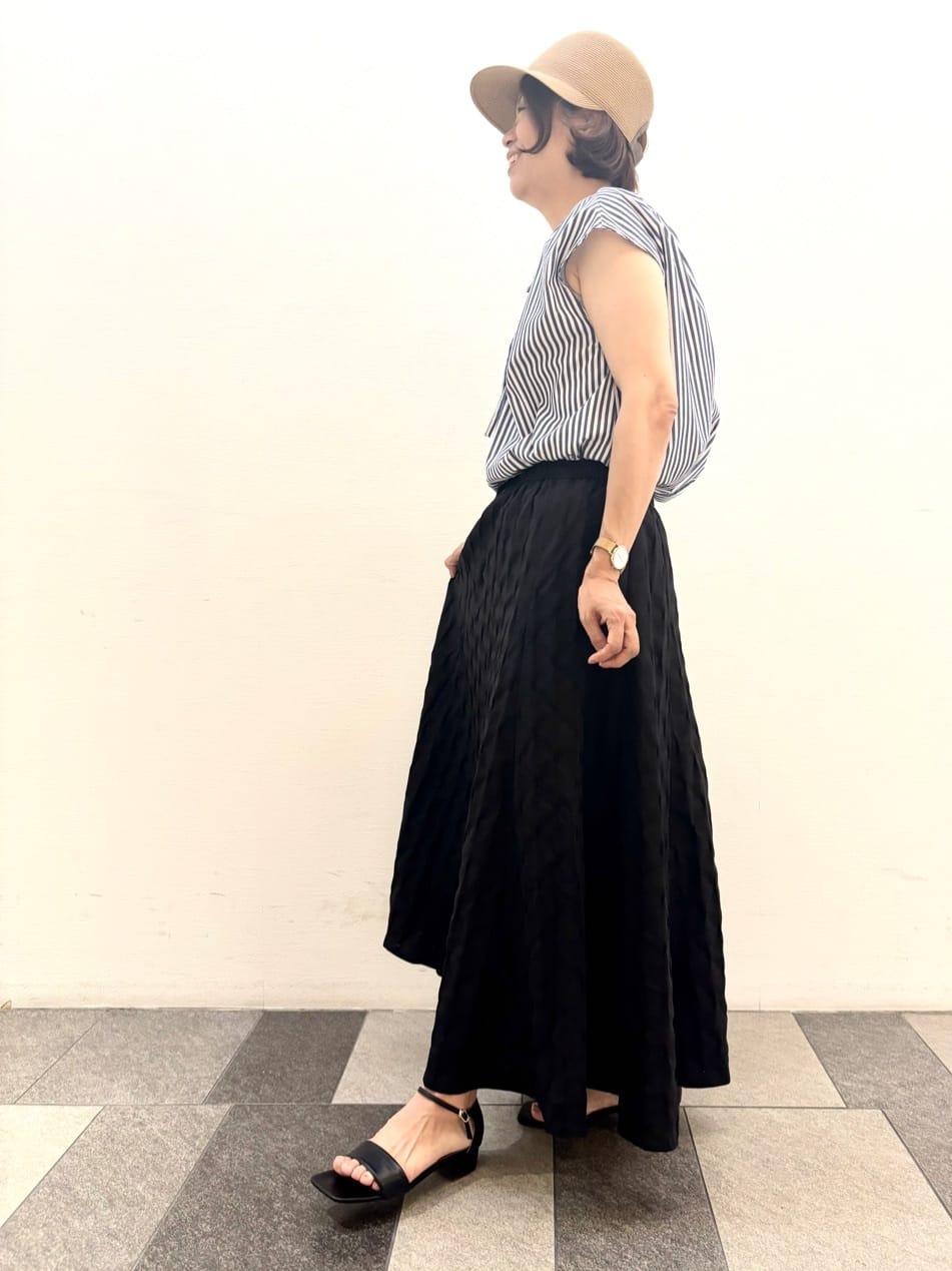 Haruさんの「Dessin｜【洗える】ストライプ柄フレンチスリーブスキッパ―ブラウス」を使ったコーディネート