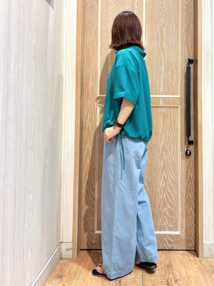 meiさんの「SHOO･LA･RUE｜シルエット変化を楽しめる シアーチェックドロストシャツ」を使ったコーディネート