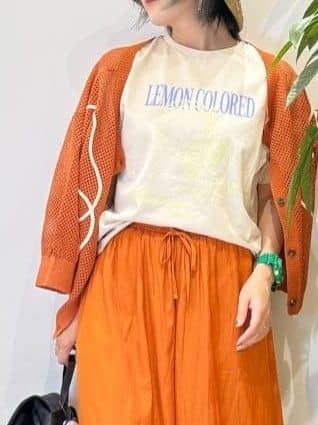 misakiさんの「SHOO･LA･RUE｜【S-LL/ひんやり/UV】選べる6柄でそれぞれ欲しくなる プリントTシャツ」を使ったコーディネート