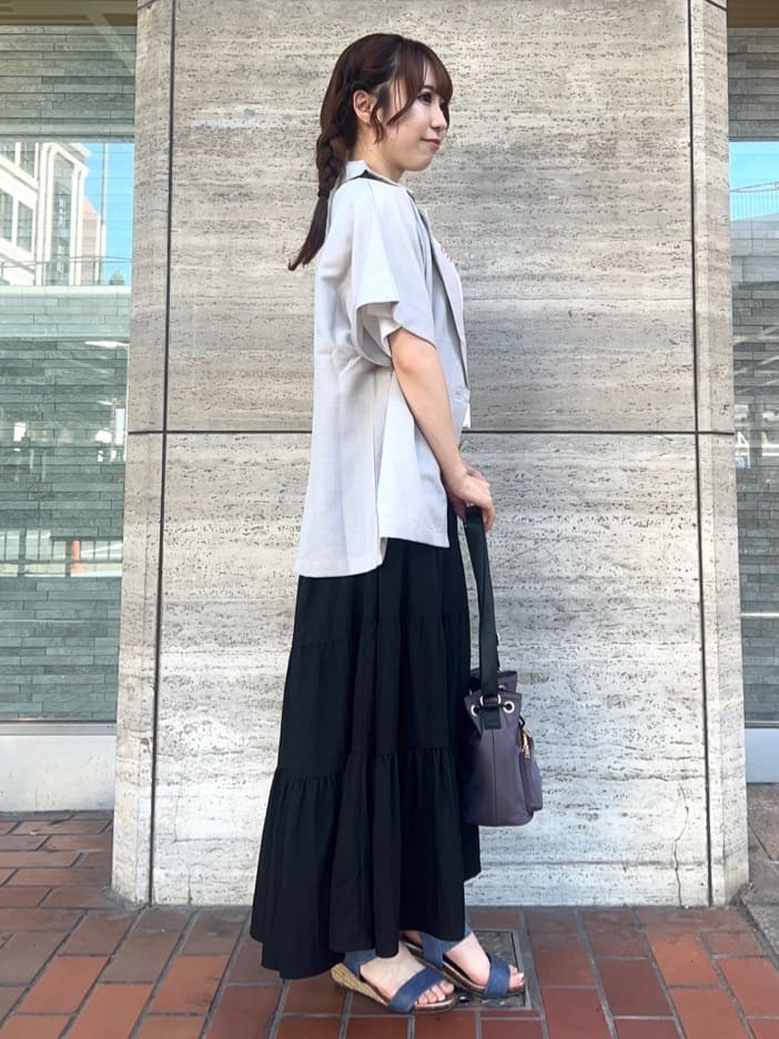 AIRIさんの「SHOO･LA･RUE｜【S-LL】さらりと着たい大人のための 麻調半袖ジャケット」を使ったコーディネート