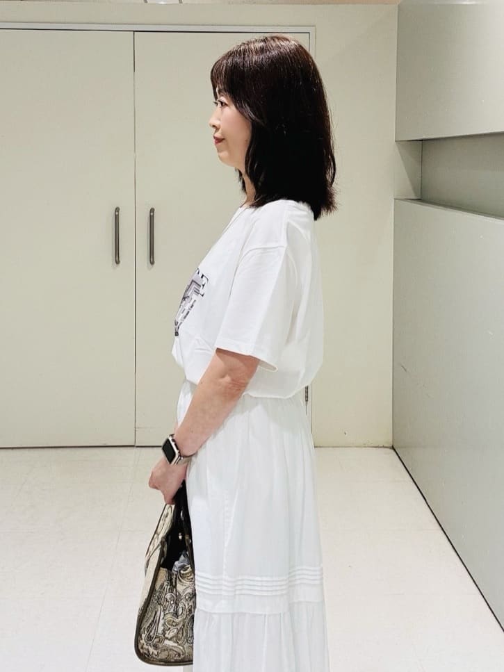 makiさんの「UNTITLED｜【ロゴT/プリントT】グラフィックTシャツ」を使ったコーディネート