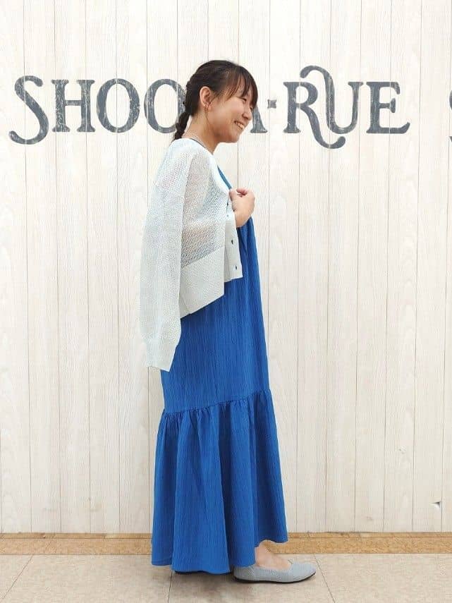 とろろさんの「SHOO･LA･RUE｜キラッと光るラメとスパンコールが印象的 メッシュカーディガン」を使ったコーディネート