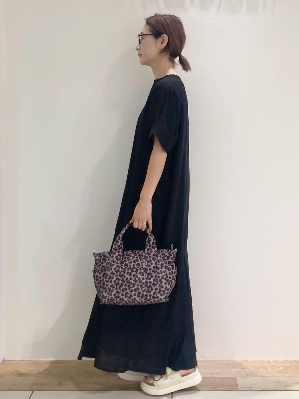 たけねぇさんの「OPAQUE.CLIP｜レーヨン麻キーネックワンピース【洗える】」を使ったコーディネート