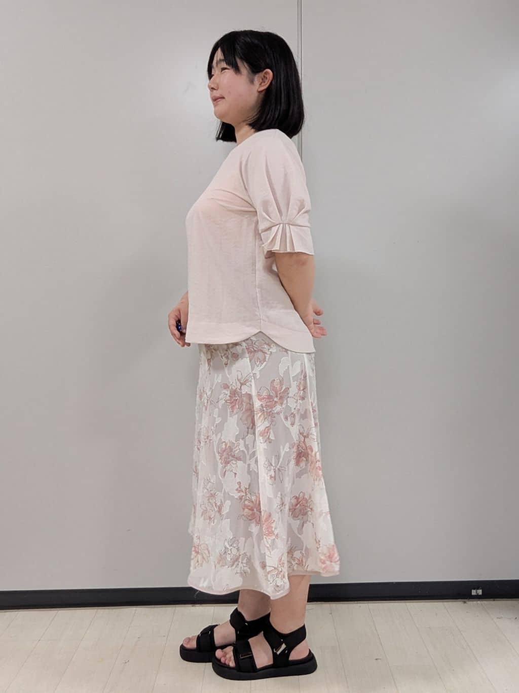 Nonさんの「index｜《8色展開／XS-LLサイズ》タックパフスリーブブラウス【洗濯機洗い可／吸水速乾／防シワ／抗ピル】」を使ったコーディネート