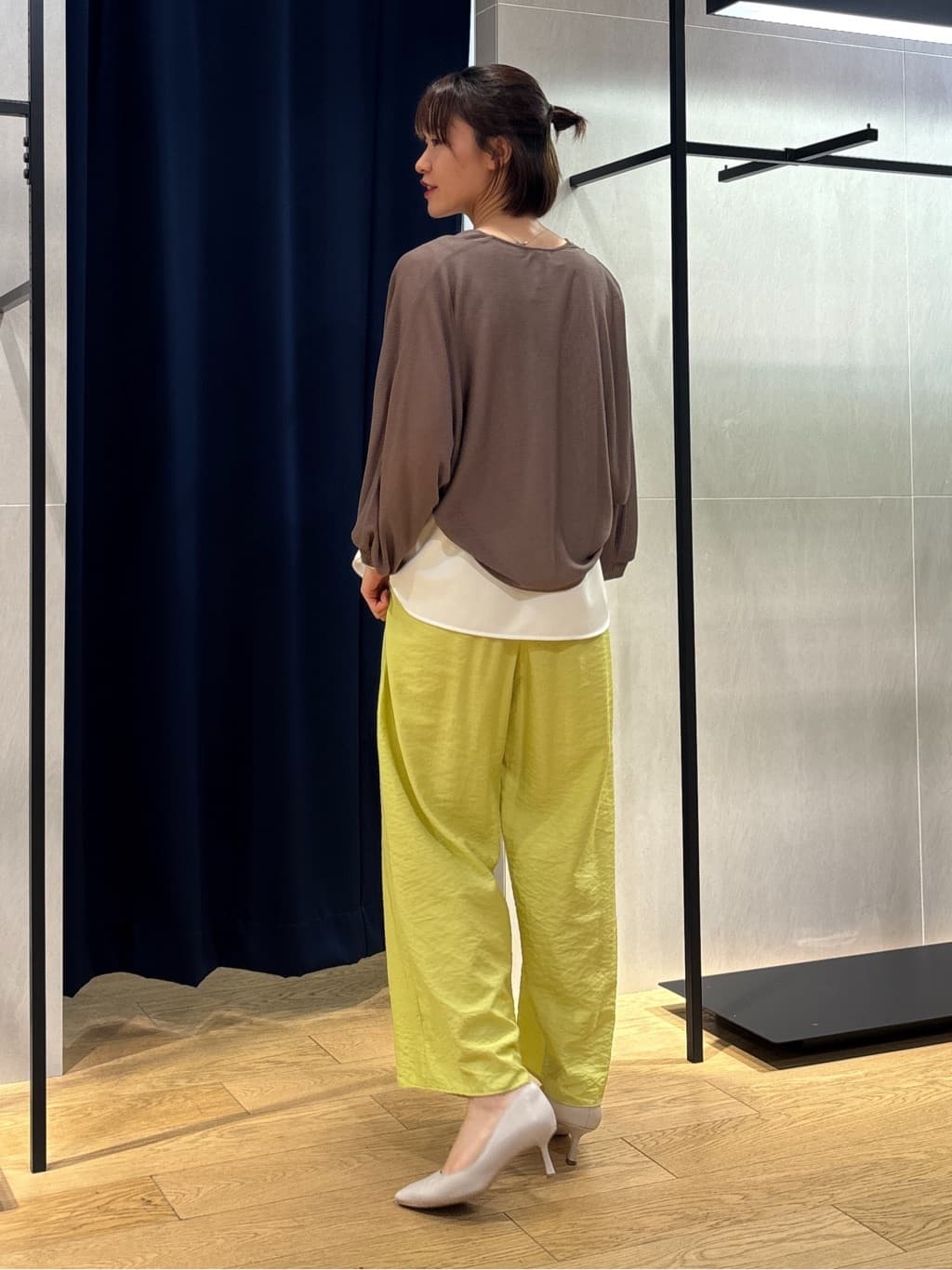 kanaeさんの「INDIVI｜【洗える／UVケア／SETUP可能】ドロストワイドパンツ」を使ったコーディネート