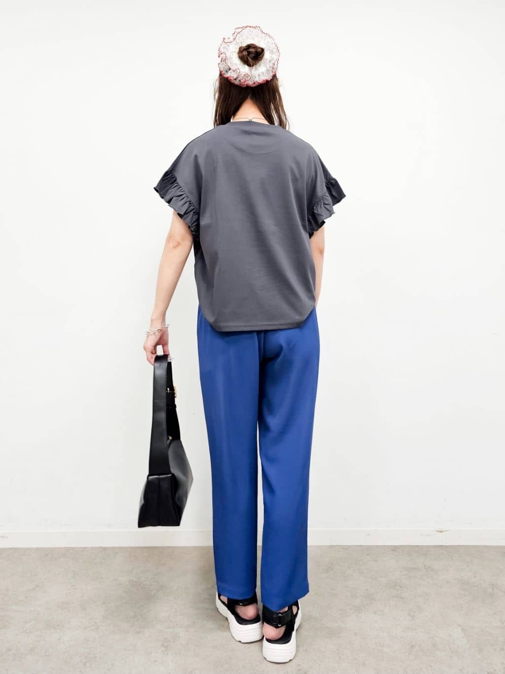 ゆゆさんの「SHOO･LA･RUE｜【S-LL/汗ジミ軽減/ひんやり/UVカット】フリルTシャツ」を使ったコーディネート