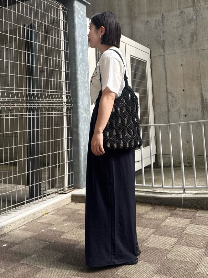 chさんの「THE SHOP TK｜フォトアソートTシャツ【接触冷感/UV/毛玉になりにくい/洗濯機OK】」を使ったコーディネート