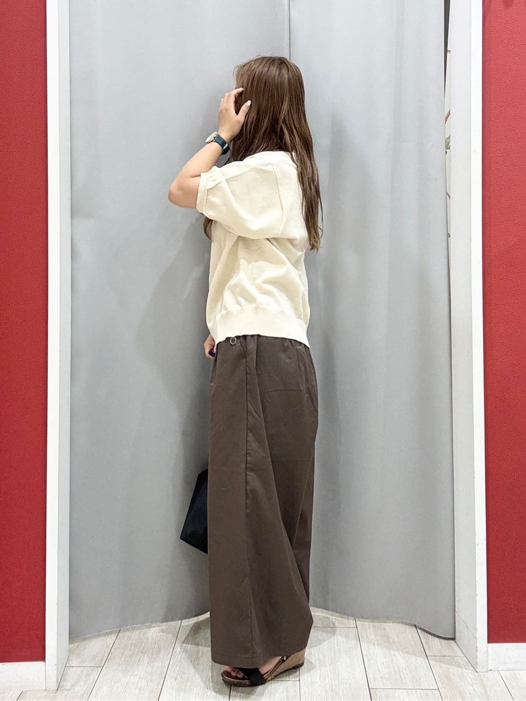 shioさんの「SHOO･LA･RUE｜【S-LL/洗える】大人の抜け感 スキッパーニット」を使ったコーディネート