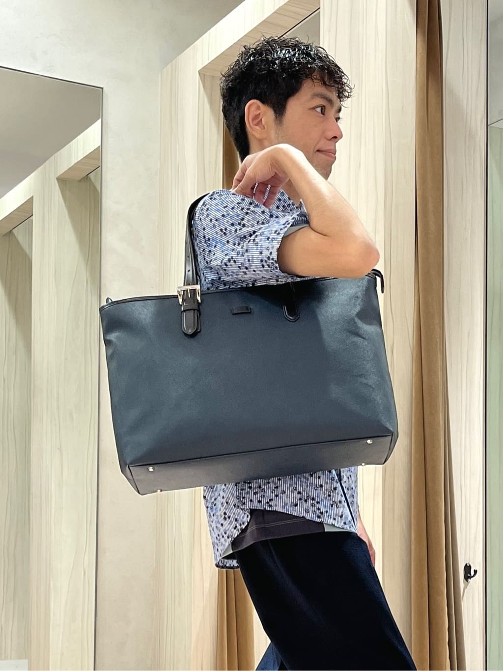 URAさんの「TAKEO KIKUCHI｜コーデュラ（R） コーティング トートバッグ」を使ったコーディネート