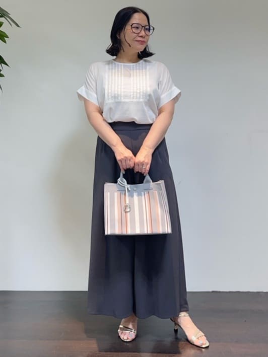 Asamiさんの「UNTITLED｜【手洗い可】マルチストライプニットバッグ」を使ったコーディネート