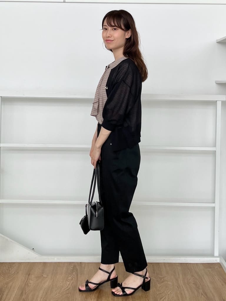はばさんの「Couture brooch｜【らくちん・キレイ見え】リボンハイパーストレッチパンツ」を使ったコーディネート