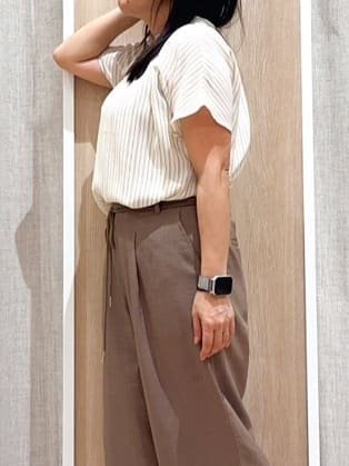 naoさんの「grove｜ロープベルトで差がつく 洗練リラックスパンツ」を使ったコーディネート