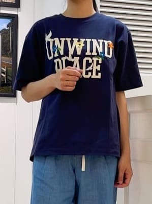 yasuokaさんの「Dessin｜ロゴ刺繍Tシャツ」を使ったコーディネート