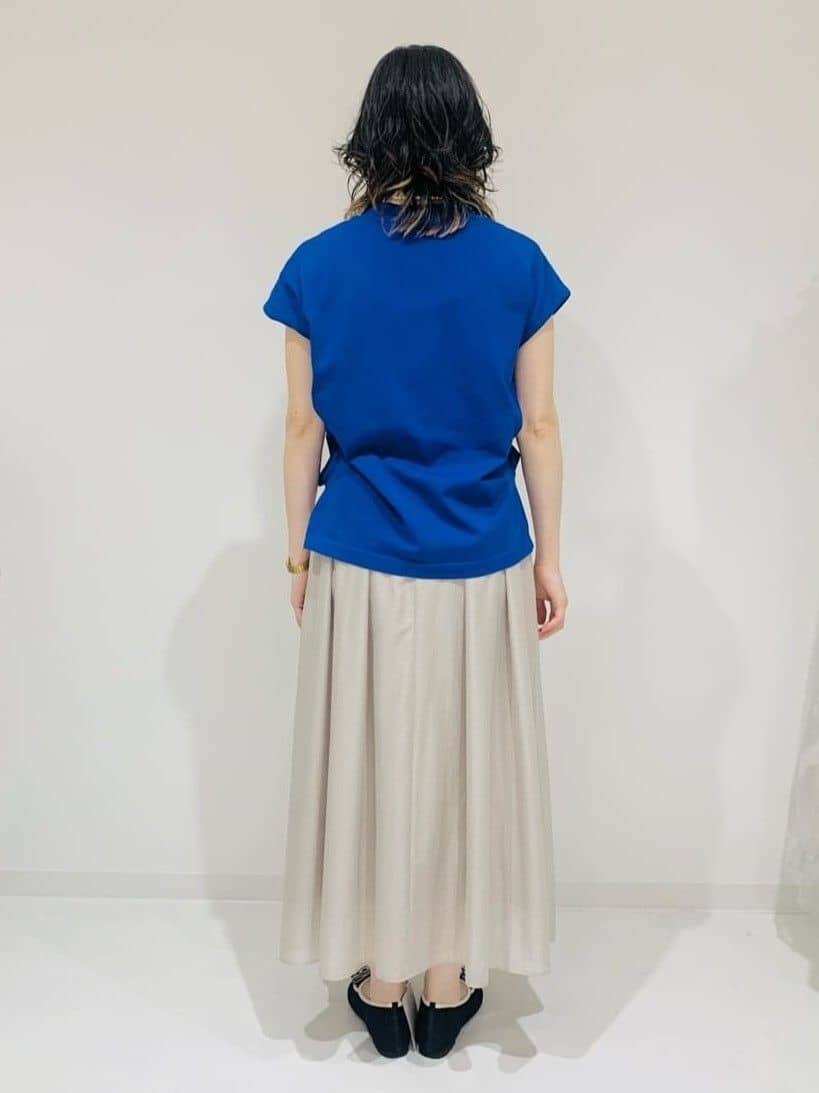 サオリさんの「UNTITLED｜【後ろウエストゴム/洗える】シアーフレアースカート」を使ったコーディネート