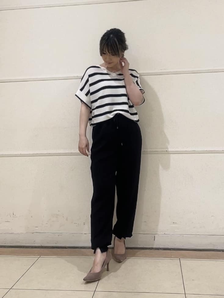watanabeさんの「UNTITLED｜【吸水速乾/ウエストゴム】バックサテン ジョグパンツ」を使ったコーディネート