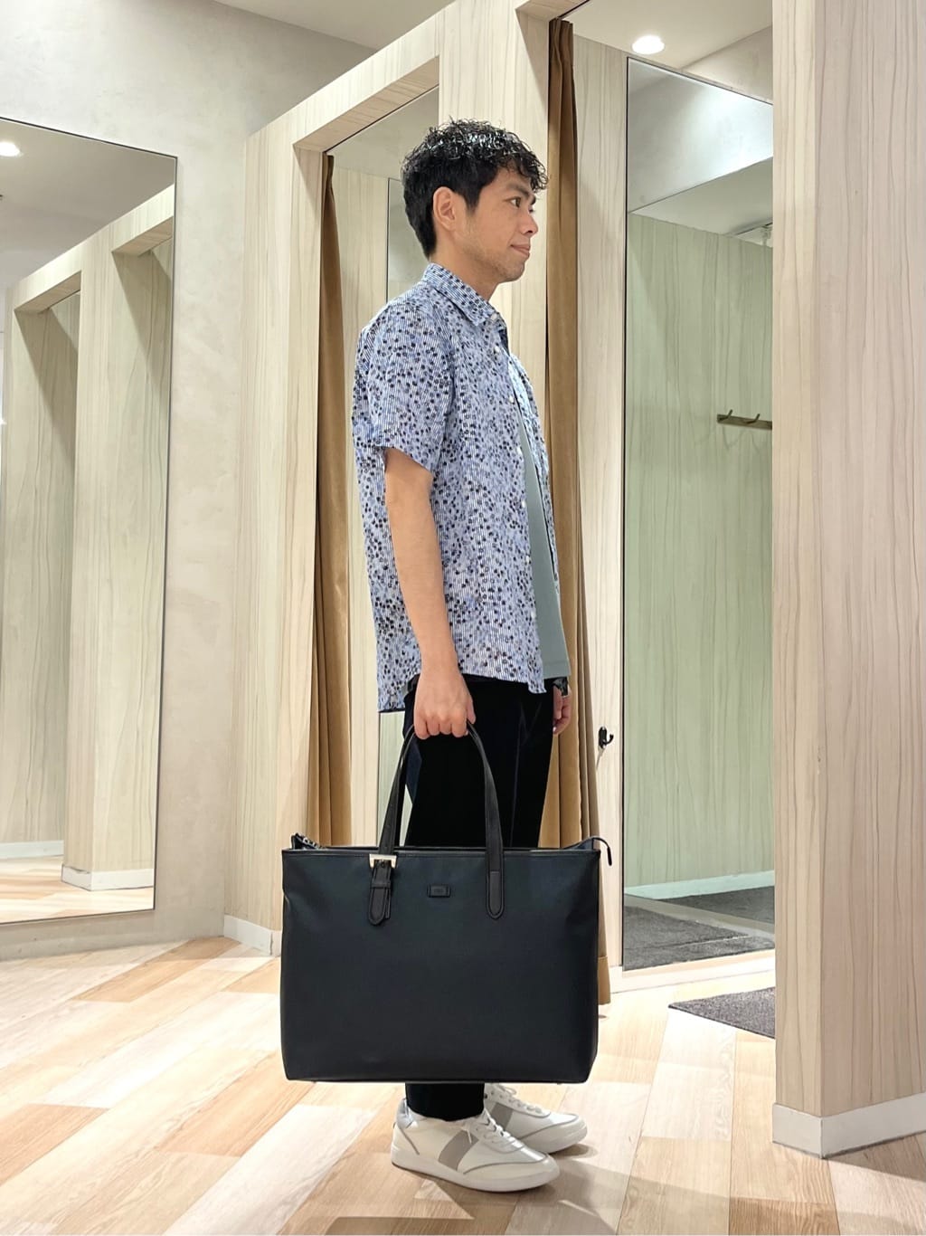 URAさんの「TAKEO KIKUCHI｜コーデュラ（R） コーティング トートバッグ」を使ったコーディネート
