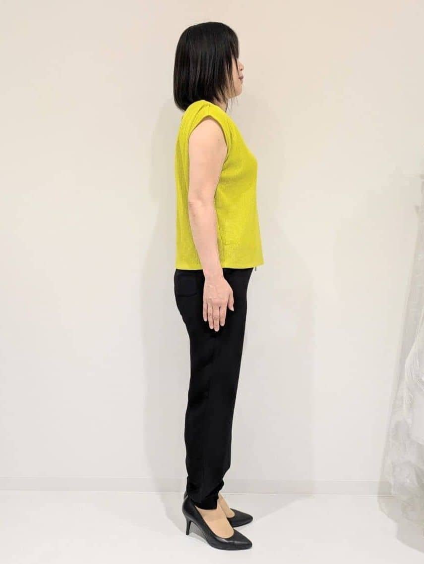 tomoさんの「UNTITLED｜【吸水速乾/ウエストゴム】バックサテン ジョグパンツ」を使ったコーディネート