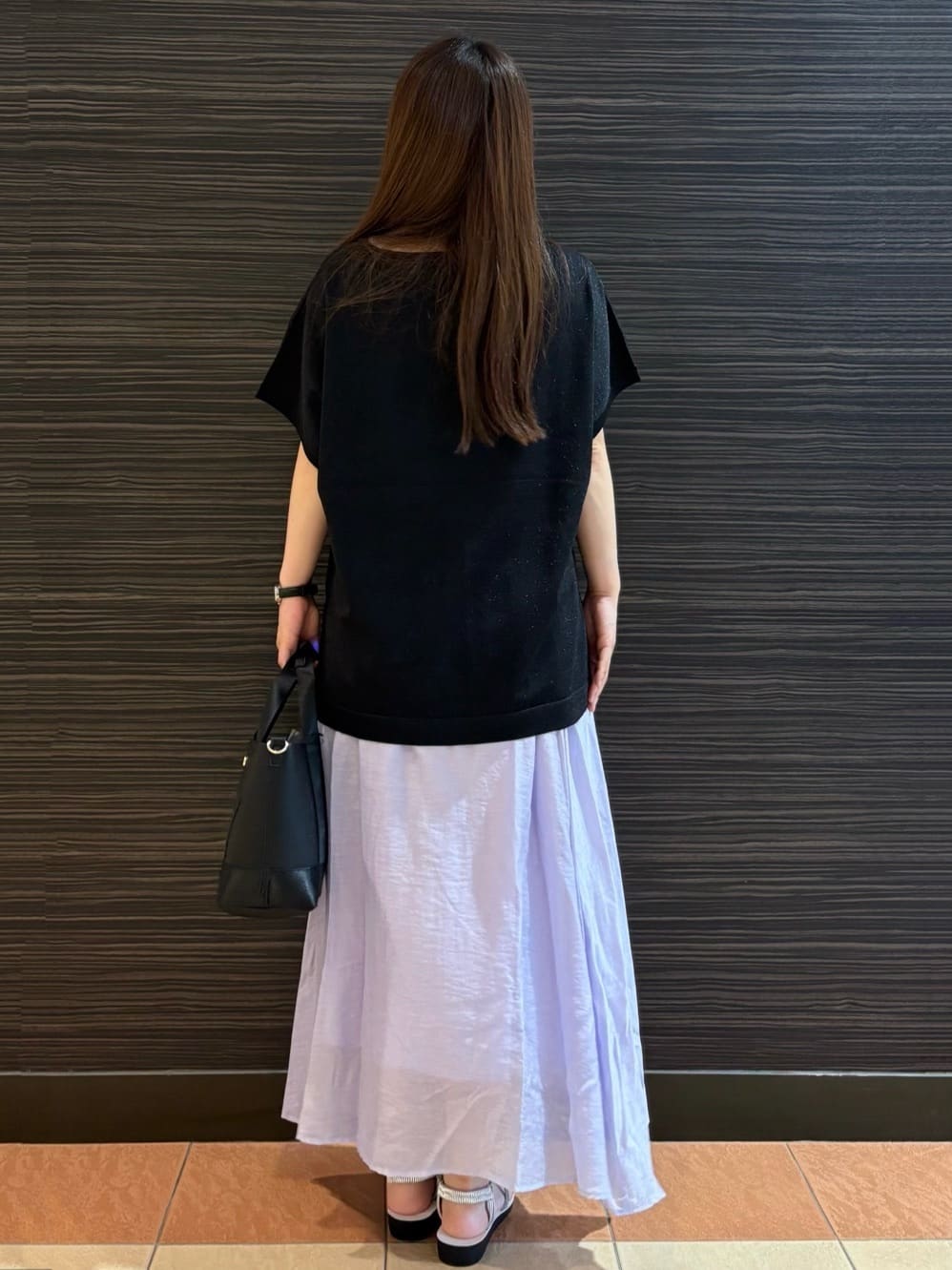 かなさんの「OPAQUE.CLIP｜麻混シアーギャザーフレアスカート【洗濯機洗い可】」を使ったコーディネート
