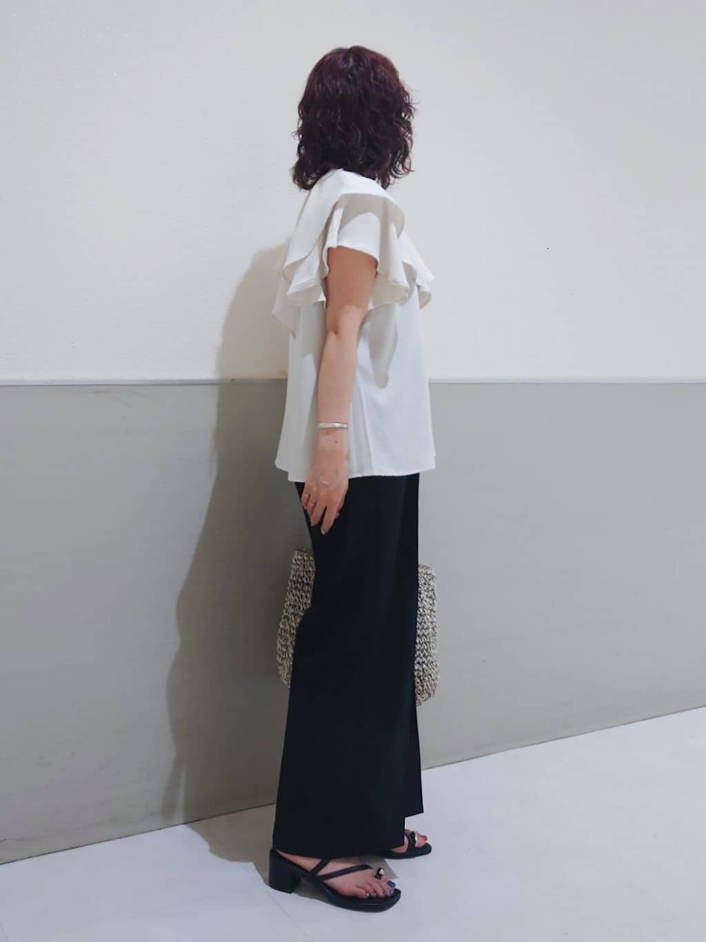 maruさんの「THE SHOP TK｜【ONOFF活躍】フリルデザインブラウス/セットアップ可」を使ったコーディネート
