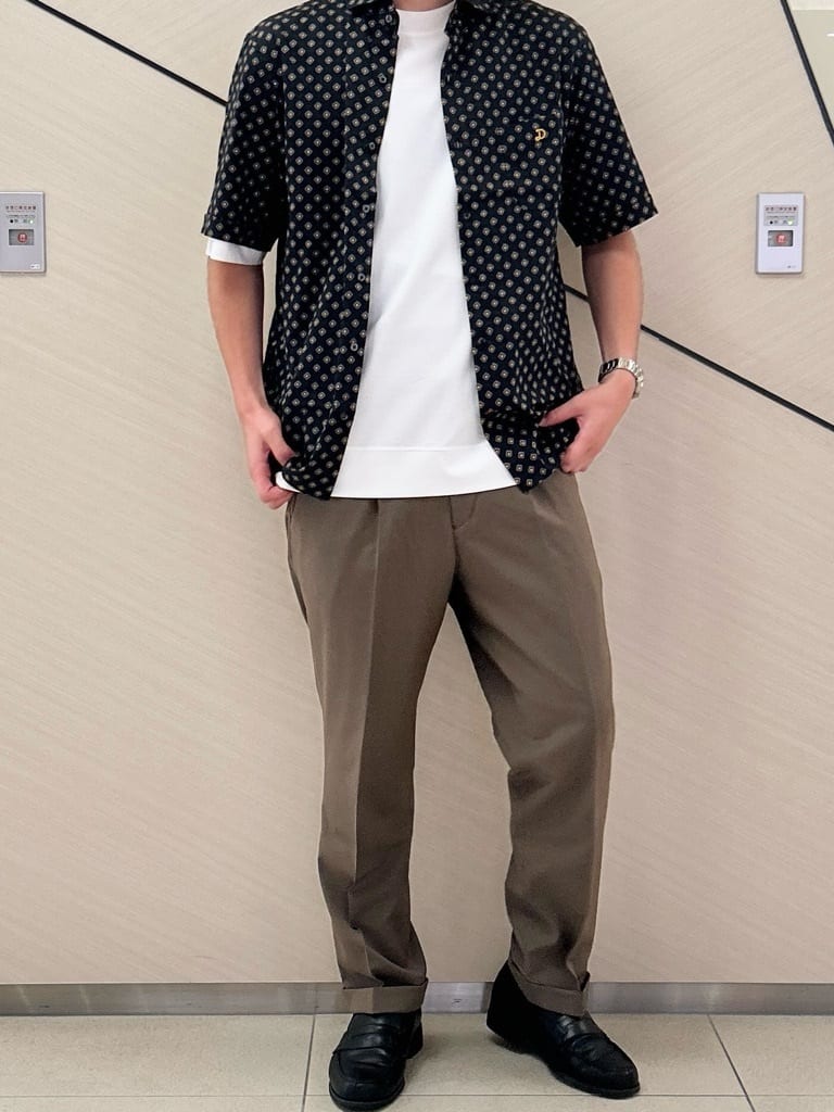 千葉亮太さんの「DRESSTERIOR｜【撥水加工/Safari5月号掲載】ローファー」を使ったコーディネート