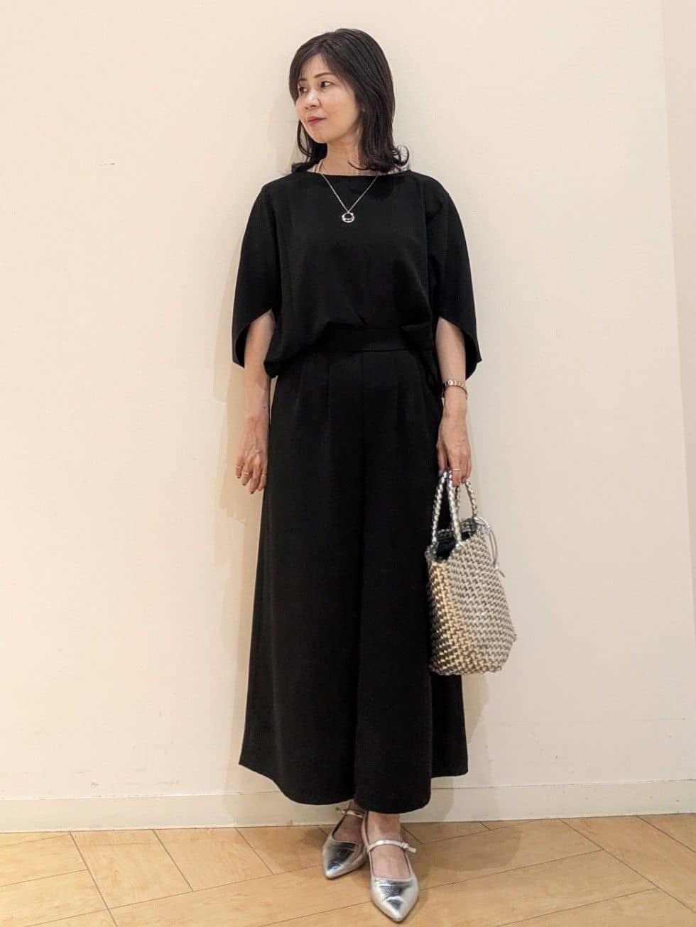 laverさんの「UNTITLED｜◆ビッグトップネックレス」を使ったコーディネート