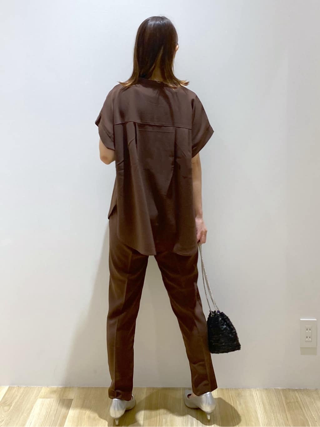 えりさんの「OPAQUE.CLIP｜《7色展開／SS-LLサイズ》ストレッチスキッパーブラウス／セットアップ対応【洗濯機洗い可／防シワ】」を使ったコーディネート
