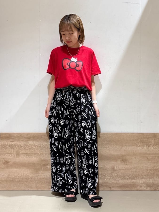 るねさんの「SHOO･LA･RUE｜【S-LL】一枚でサマ見え チュールドッキングシャツ」を使ったコーディネート