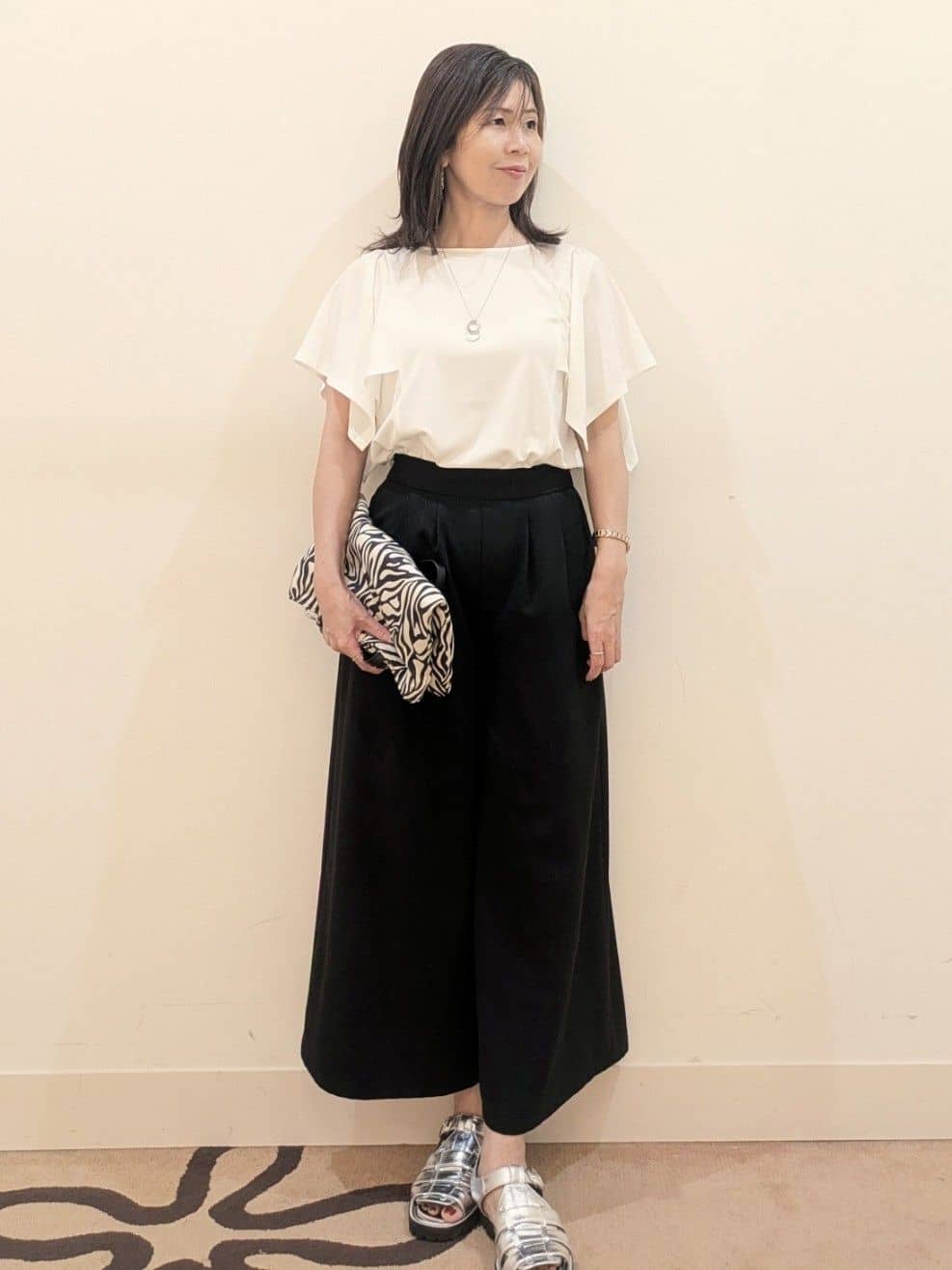 laverさんの「UNTITLED｜◆ビッグトップネックレス」を使ったコーディネート
