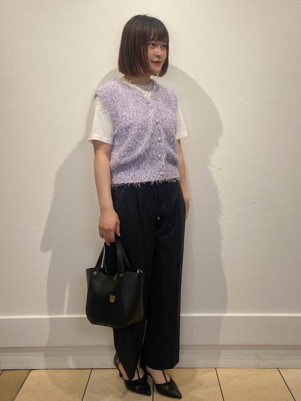 kimiさんの「index｜《Can Cam掲載》フリンジシャギーコンパクトベスト【洗濯機洗い可】」を使ったコーディネート