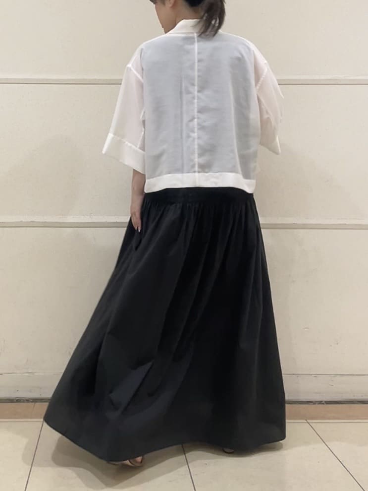 watanabeさんの「UNTITLED｜【前開き/洗える】ショート丈シアーシャツ」を使ったコーディネート