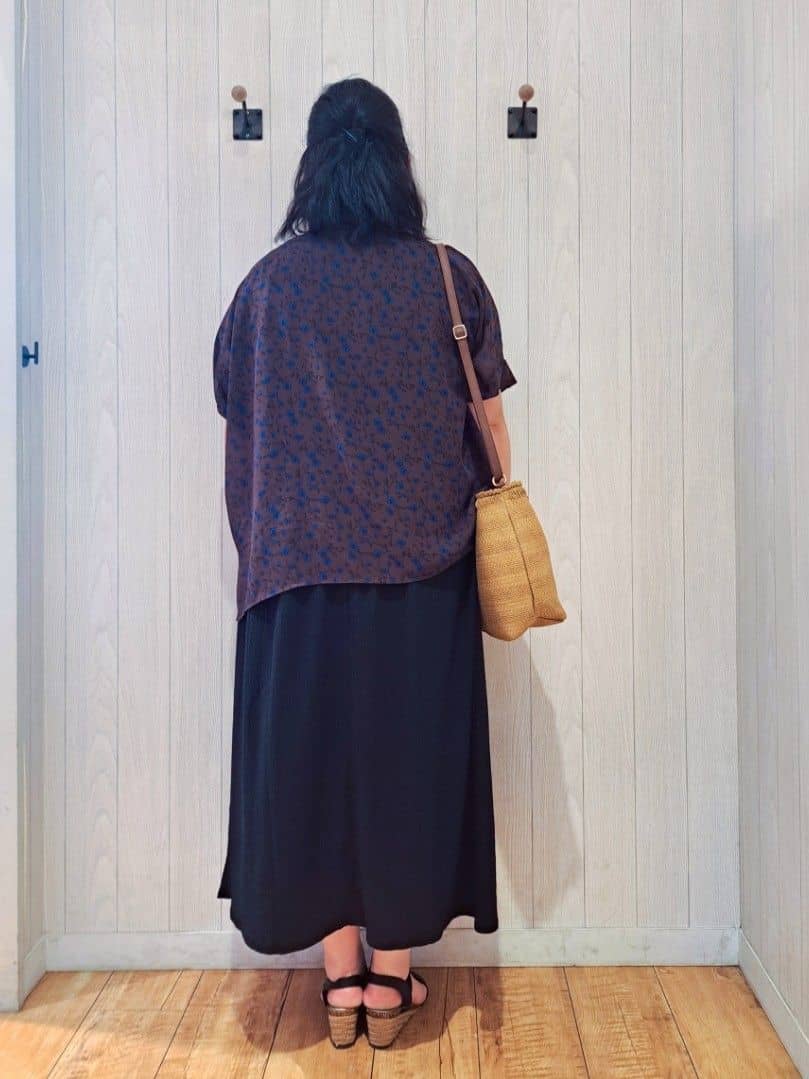 kotomiさんの「SHOO･LA･RUE｜【前後2WAY】さらりと大人上品に 楊柳フレンチワンピース」を使ったコーディネート