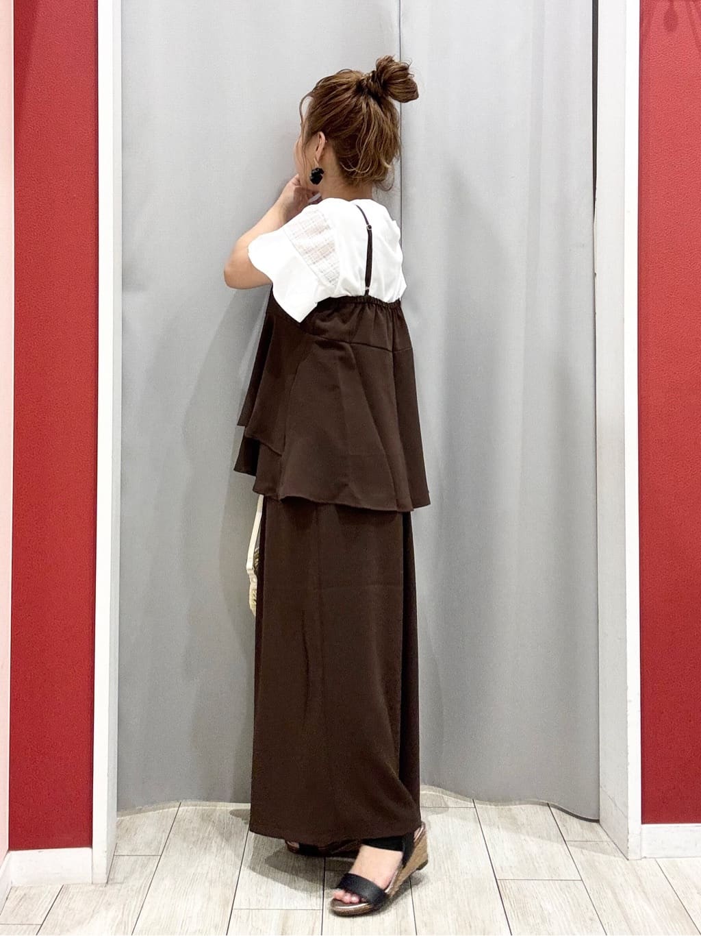 shioさんの「SHOO･LA･RUE｜【S-LL/セットアップ可/ひんやり】女性らしさ溢れる ティアードキャミソール」を使ったコーディネート