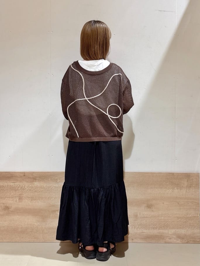 るねさんの「SHOO･LA･RUE｜【S-LL/汗ジミ軽減/ひんやり/UV】インせず着られる フレンチスリーブTシャツ」を使ったコーディネート