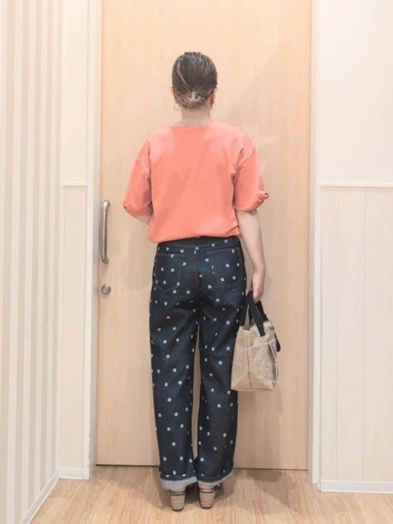 あさんの「SHOO･LA･RUE｜【ひんやり/洗える/S-LL】袖ねじりシルケットトップス」を使ったコーディネート