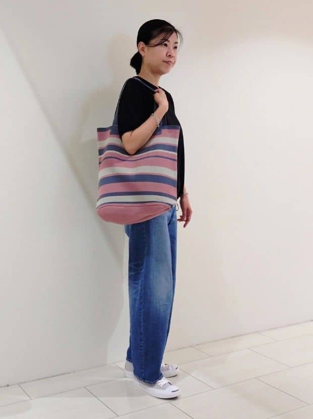 WATAさんの「Dessin｜【マシンウォッシャブル・A4収納可】ランダムボーダーニットBAG」を使ったコーディネート