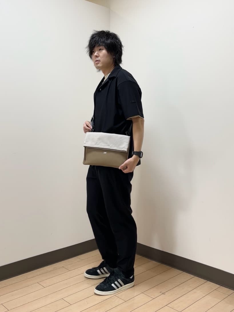 あきやまさんの「TAKEO KIKUCHI｜【COOL CITY WEAR】エアートール パンツ /接触冷感・通気性」を使ったコーディネート