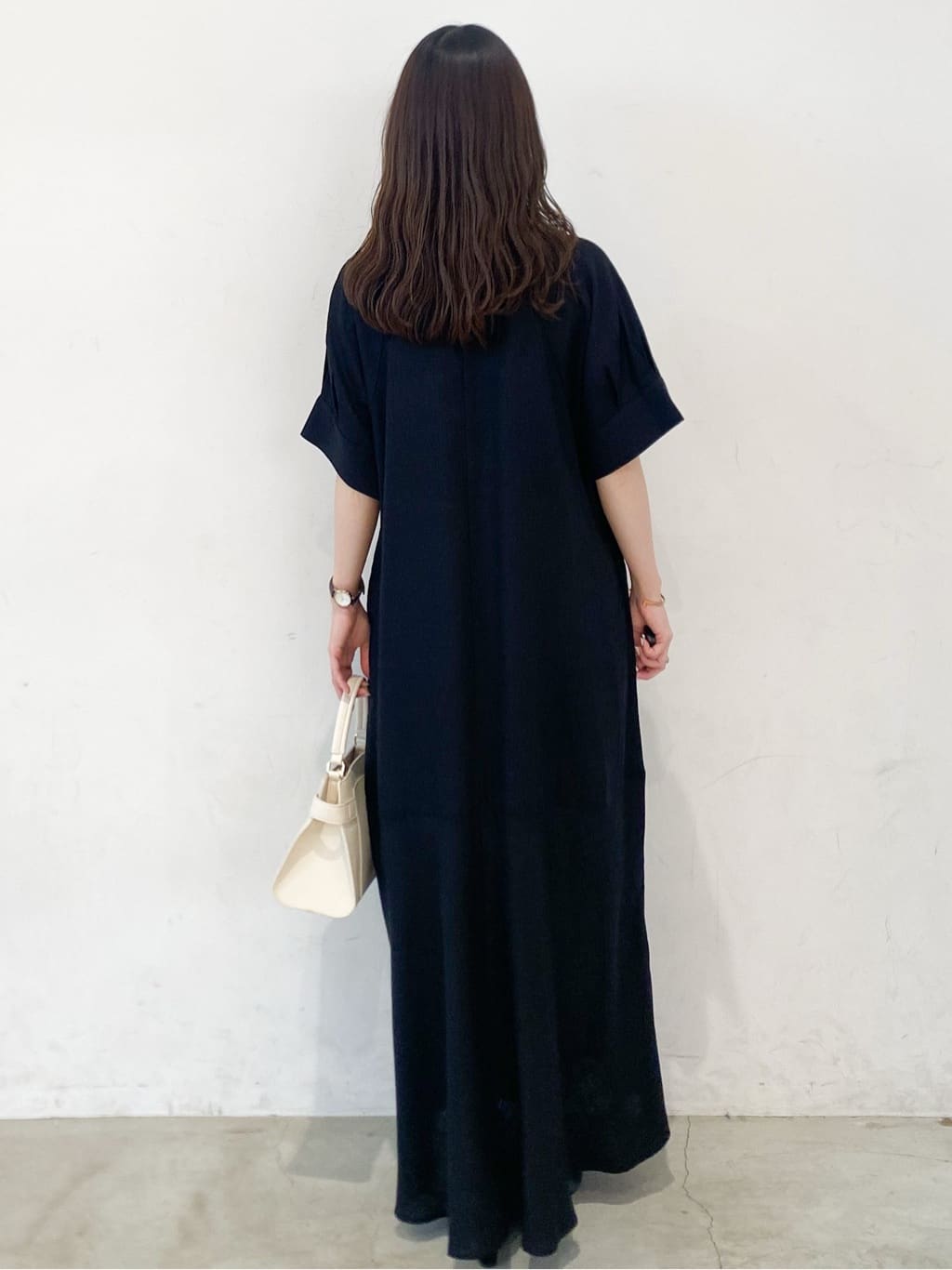 haruさんの「OPAQUE.CLIP｜レーヨン麻キーネックワンピース【洗える】」を使ったコーディネート