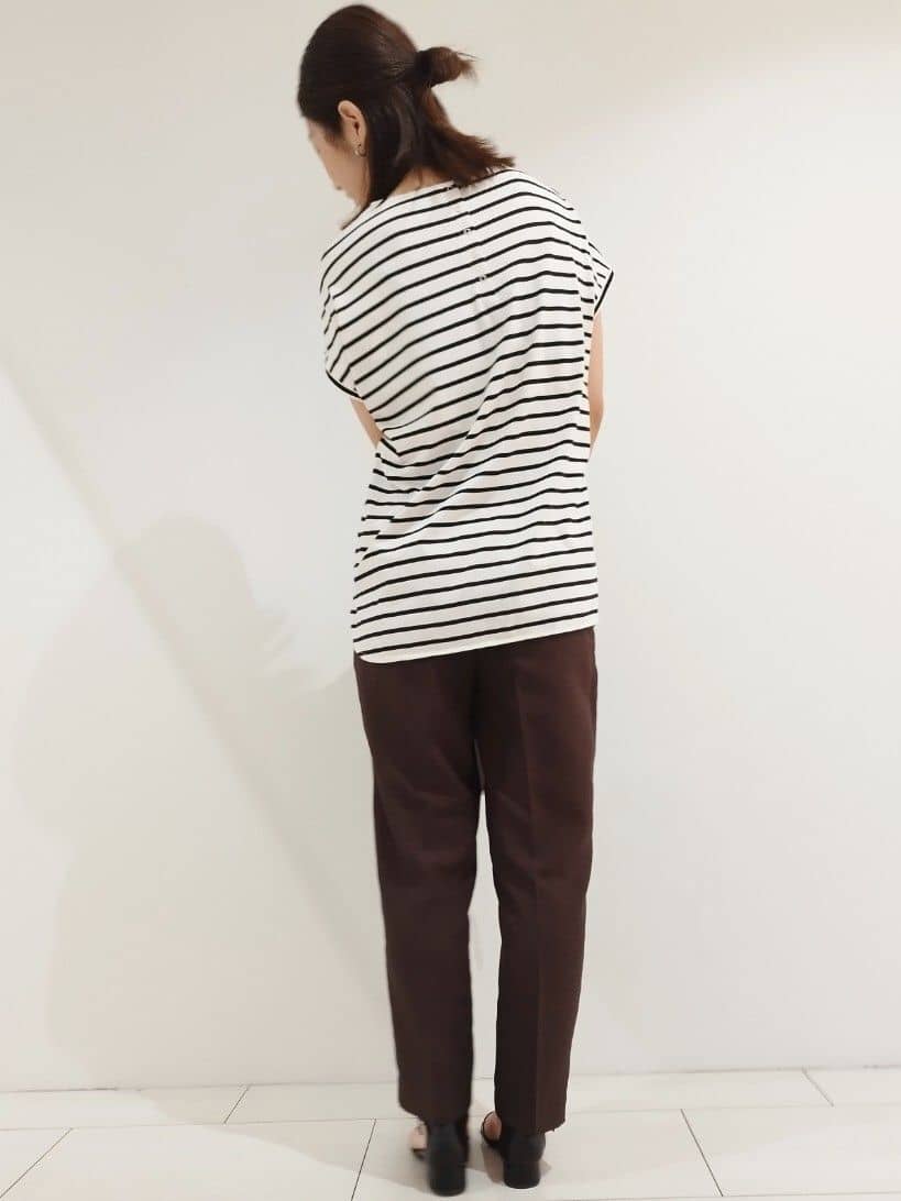 HIROさんの「Dessin｜【洗える】フレンチスリーブロゴ入りTシャツ」を使ったコーディネート