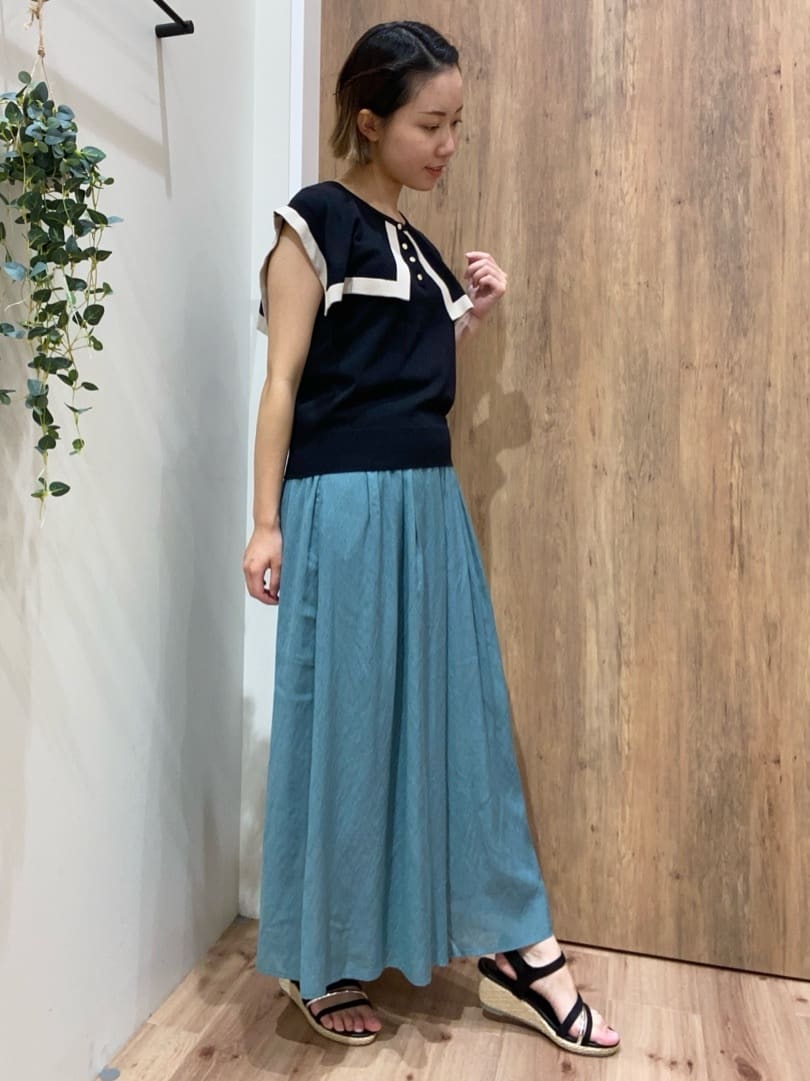 まなしぃさんの「grove｜【ひんやり/UVカット】大人の可愛さ　セーラーカラーニット」を使ったコーディネート