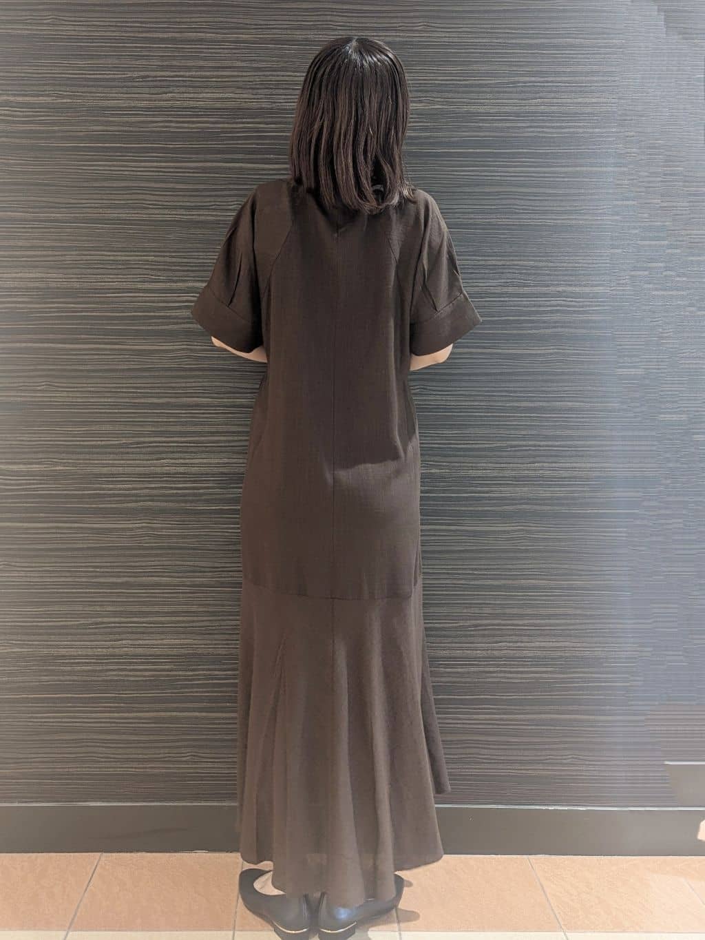 Miさんの「OPAQUE.CLIP｜レーヨン麻キーネックワンピース【洗える】」を使ったコーディネート