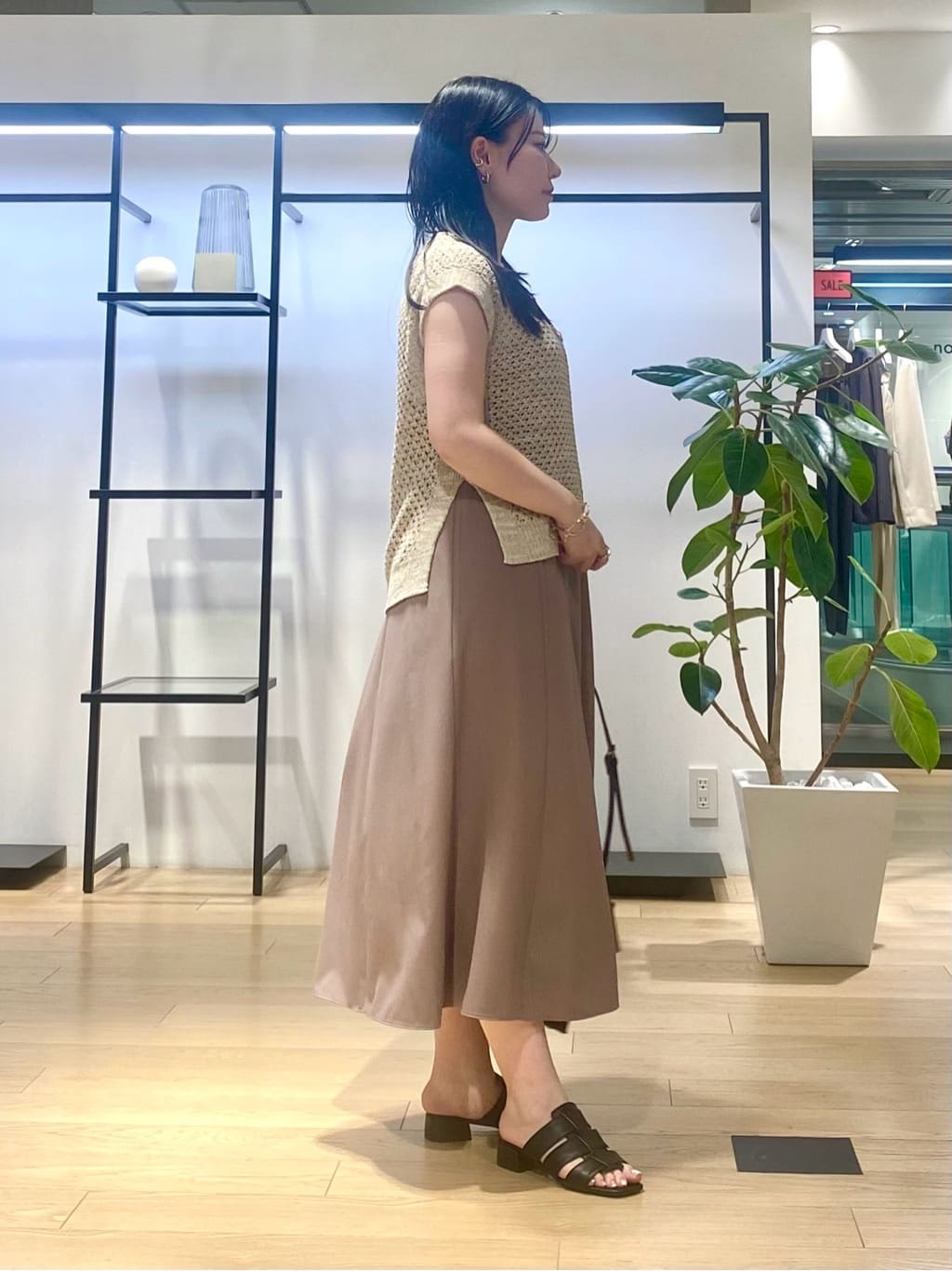misakiさんの「INDIVI｜【洗える／前後2WAY】インナータンクトップ」を使ったコーディネート