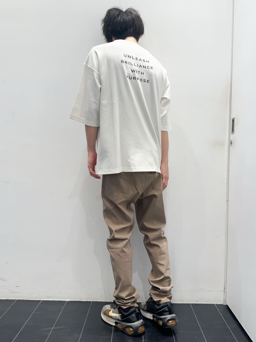 ちびちゃんさんの「THE SHOP TK｜プレミアムスキニーパンツ ストレッチ+ 接触冷感／洗濯機OK」を使ったコーディネート