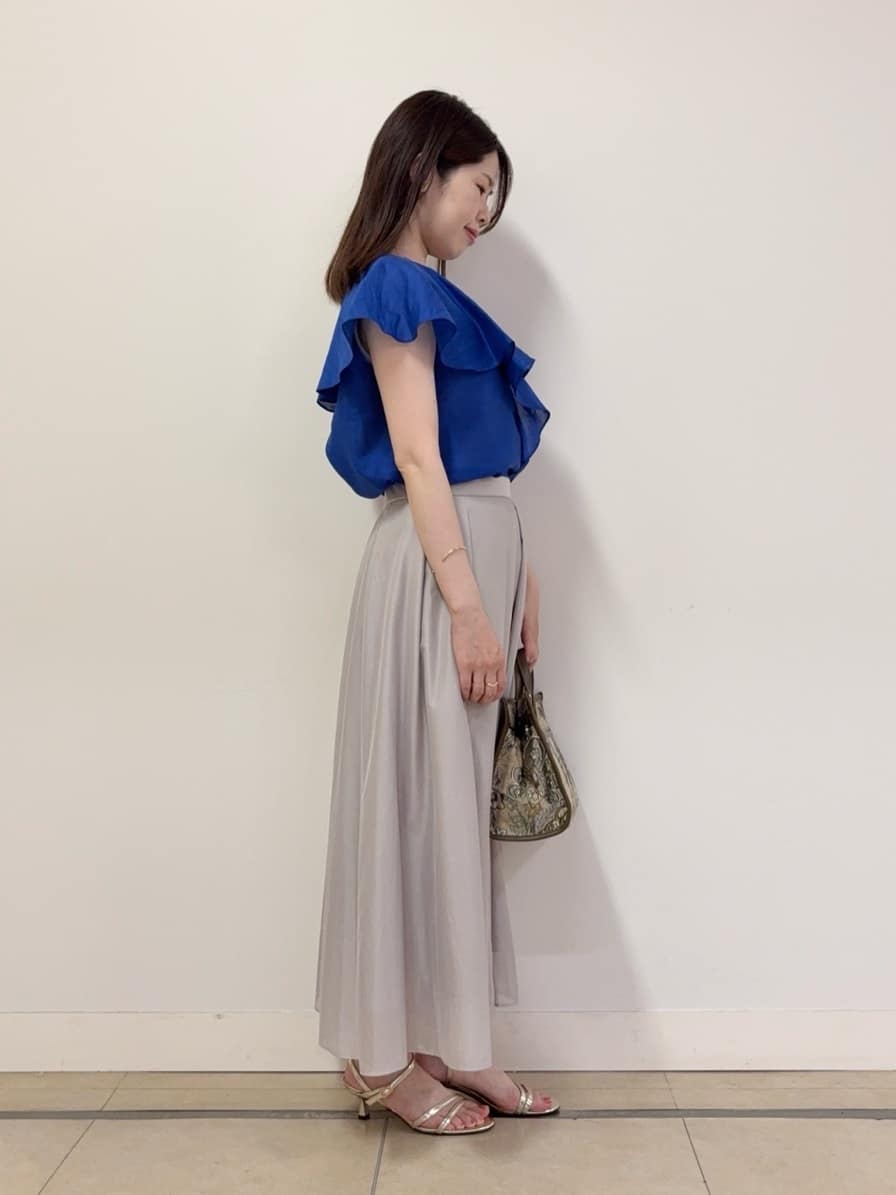 asamiさんの「UNTITLED｜【きれいめ/洗える/フリル】ラッフルシアーブラウス」を使ったコーディネート