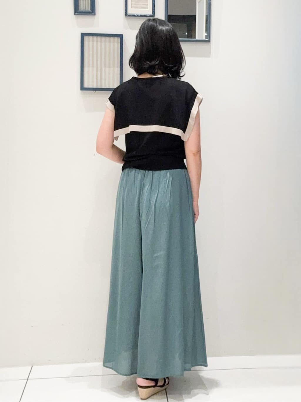 kokoさんの「grove｜【ひんやり/UVカット】大人の可愛さ　セーラーカラーニット」を使ったコーディネート