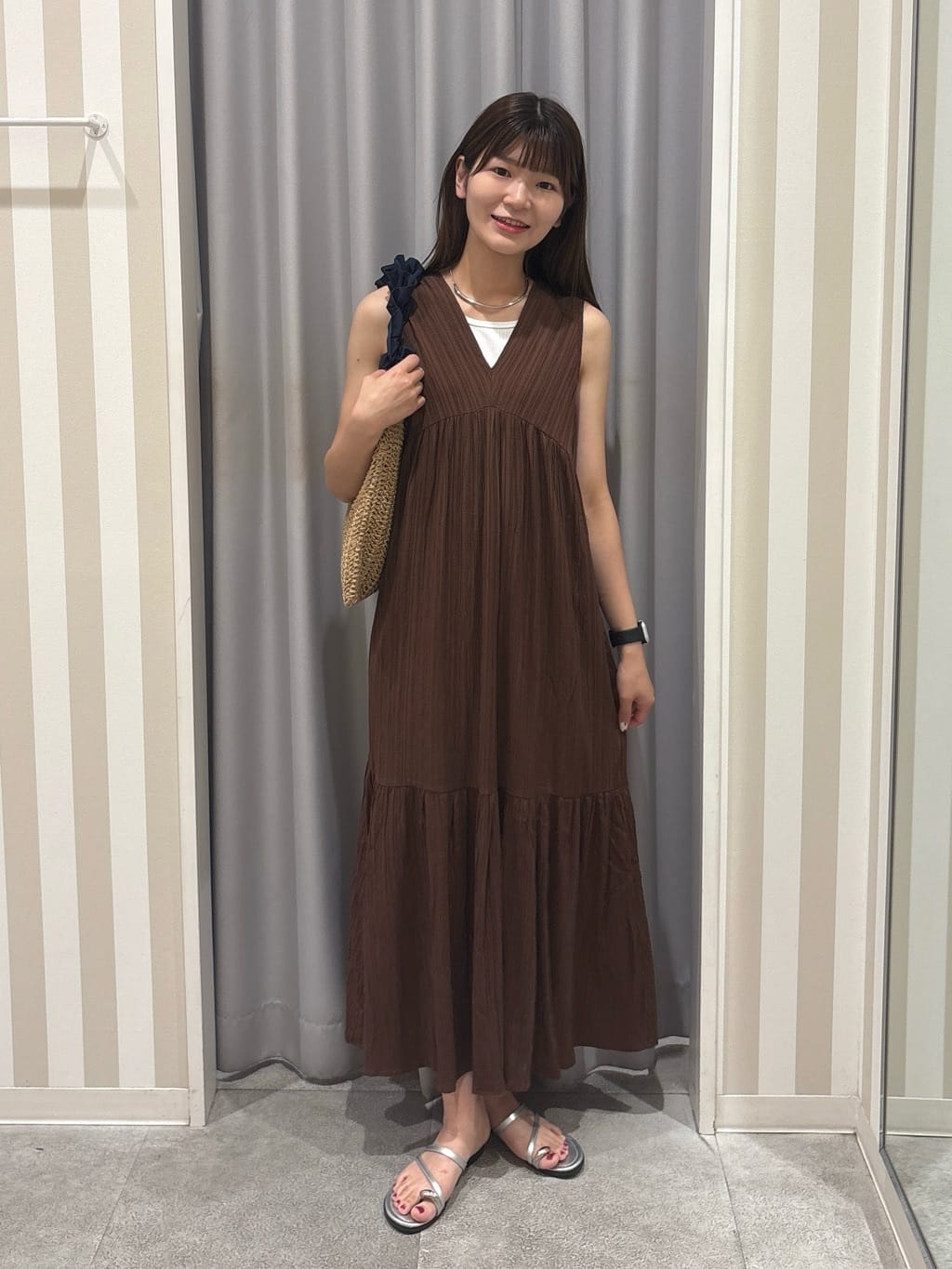 Rikaさんの「SHOO･LA･RUE｜キラッと光るラメとスパンコールが印象的 メッシュカーディガン」を使ったコーディネート